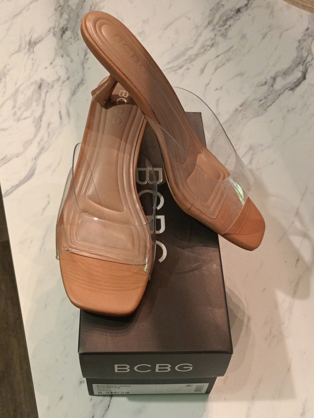 BCBG Imogen is a sleek kitten heel sandal. Brand new In a box.